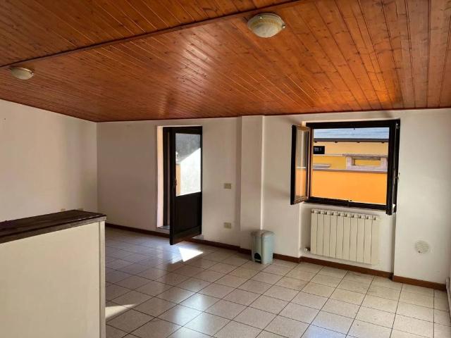 Appartamento in vendita a Comunità montana della valle Camonica, Sellero