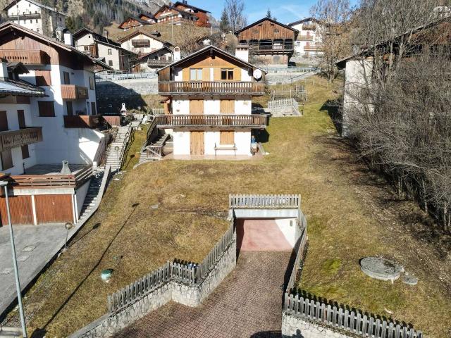 Appartamento in vendita a Selva Di Cadore, Veneto