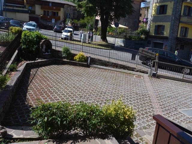 Appartamento in vendita a Borgo storico Taramelli, Selvino