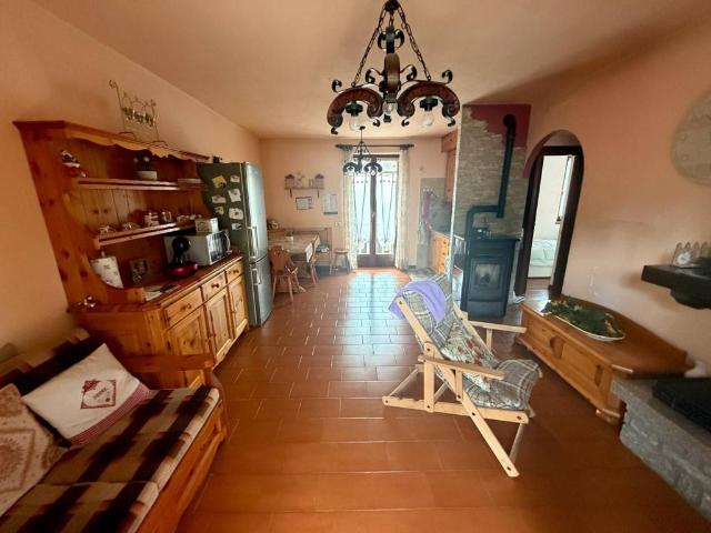 Appartamento in vendita a Selvino, Lombardia