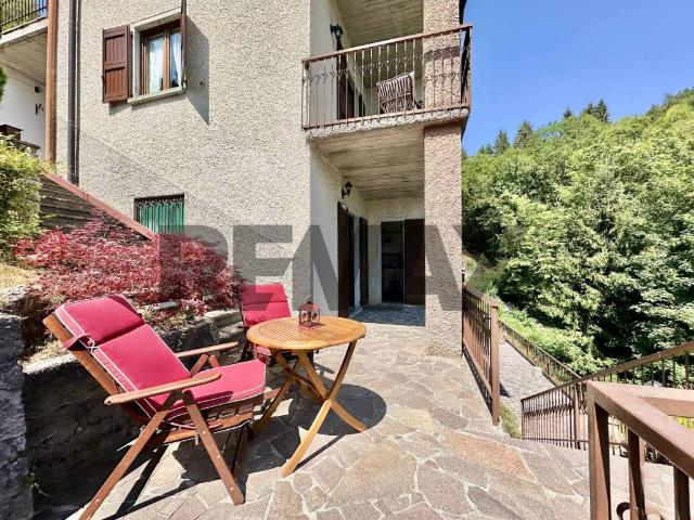 Appartamento in vendita a Borgo storico Taramelli, Selvino