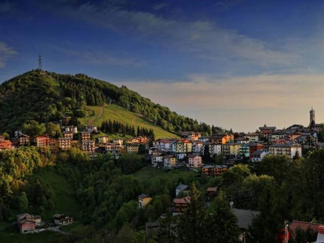 Appartamento in vendita a Borgo storico Taramelli, Selvino