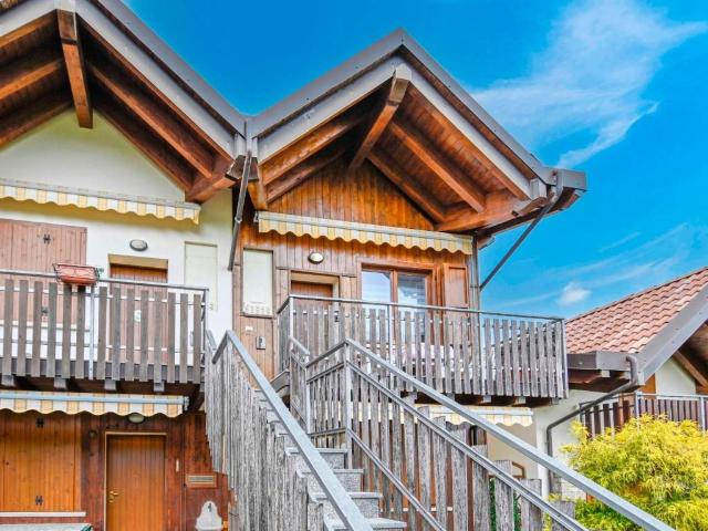 Appartamento in vendita a Borgo storico Taramelli, Selvino