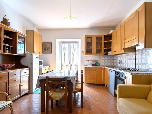 Appartamento in vendita a Selvino, Lombardia