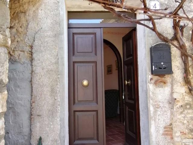 Appartamento in vendita a Unione dei Comuni Montani Amiata Grossetana, Semproniano