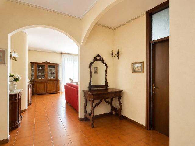 Appartamento in vendita a Castelletto, Senago