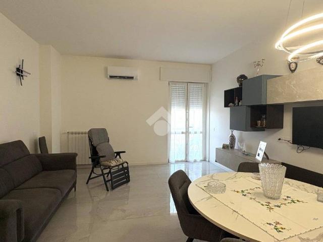 Appartamento in vendita a Castelletto, Senago