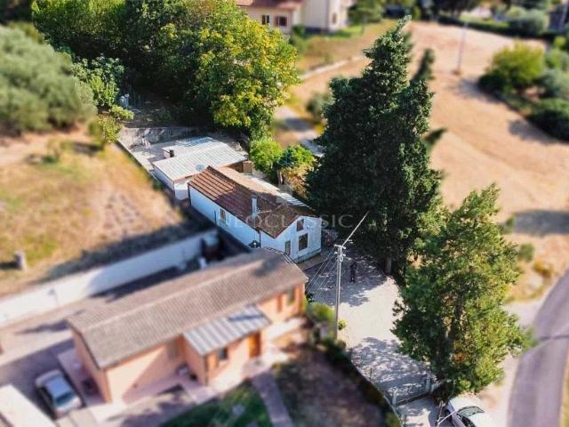 Appartamento in vendita a Cesano, Marche