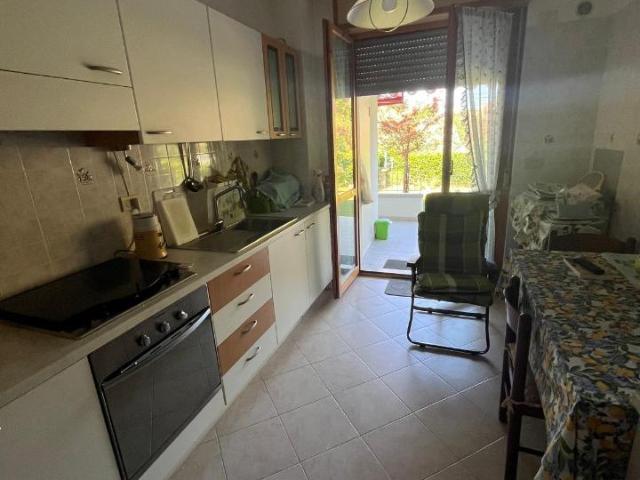 Appartamento in vendita a Ciarnin, Marche