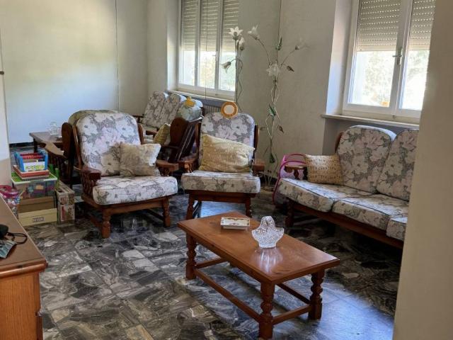 Appartamento in vendita a Vallone, Marche