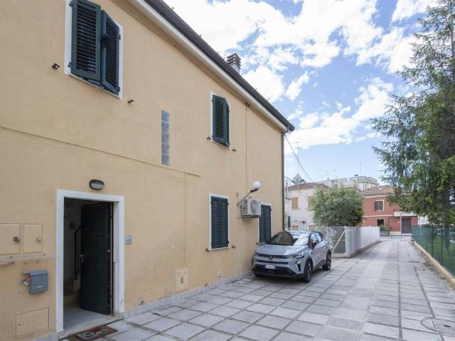 Appartamento in vendita a Rione Porto, Marche