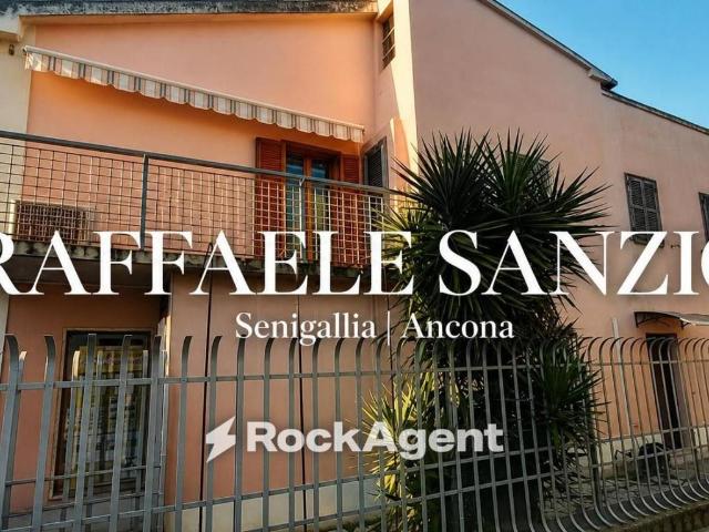Appartamento in vendita a Rione Porto, Marche