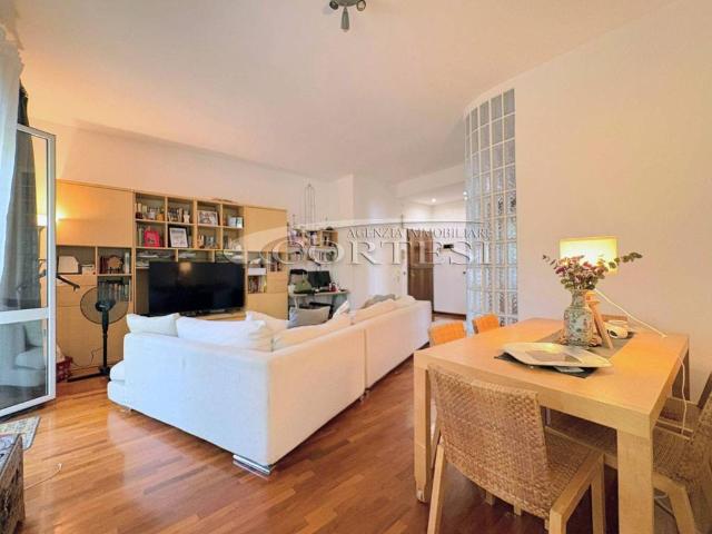 Appartamento in vendita a Borgo Molino, Marche