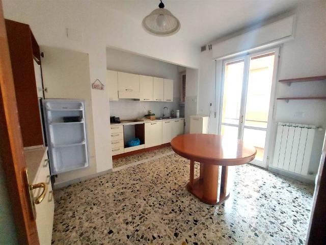 Appartamento in vendita a Rione Porto, Marche