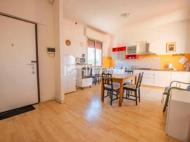 Appartamento in vendita a Cesano, Senigallia