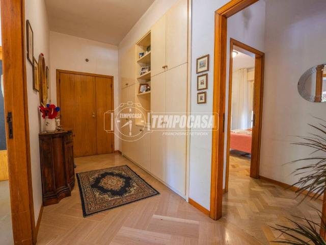Appartamento in vendita a Borgo Molino, Marche