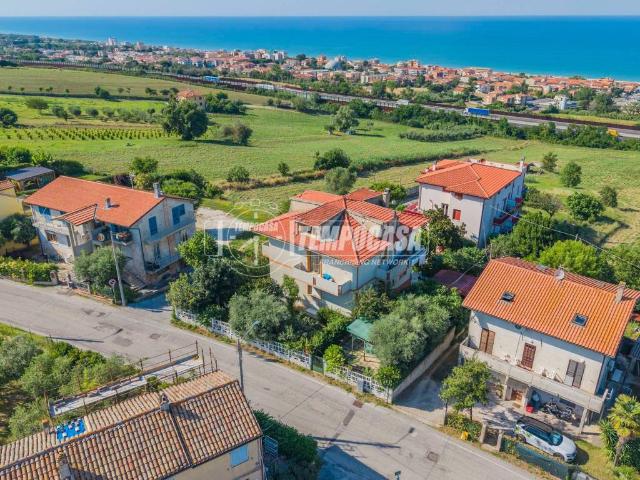 Appartamento in vendita a Marche, Ancona
