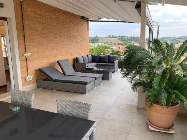 Appartamento in vendita a Senigallia, Ancona