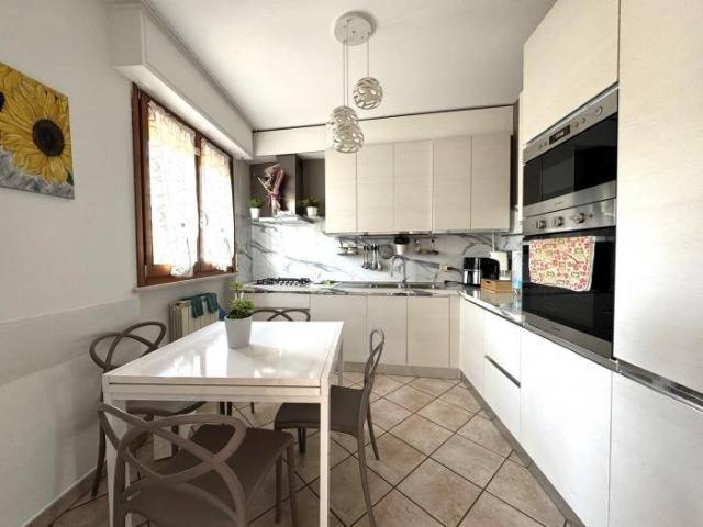 Appartamento in vendita a Trecastelli, Marche