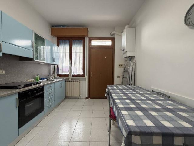 Appartamento in vendita a Rione Porto, Marche