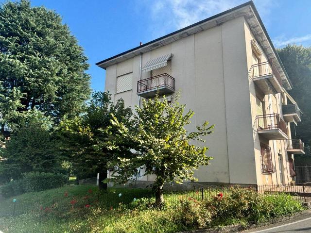 Appartamento in vendita a Senna Comasco, Lombardia