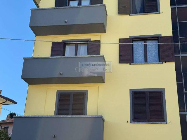 Appartamento in vendita a Senna Comasco, Lombardia
