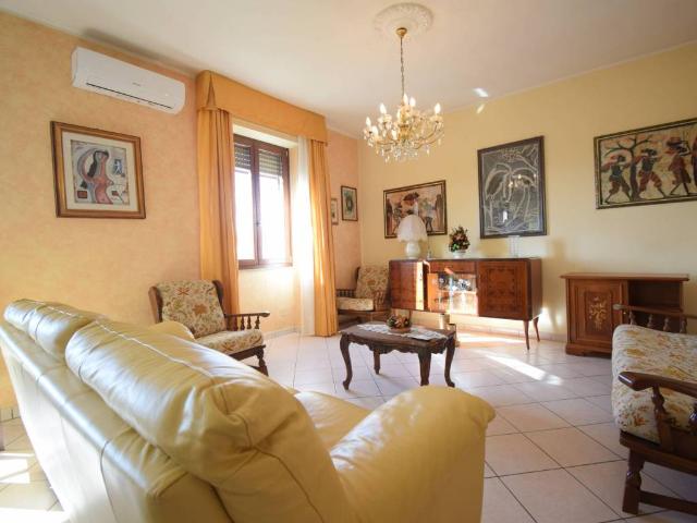 Appartamento in vendita a Senorbì, Sardigna/Sardegna