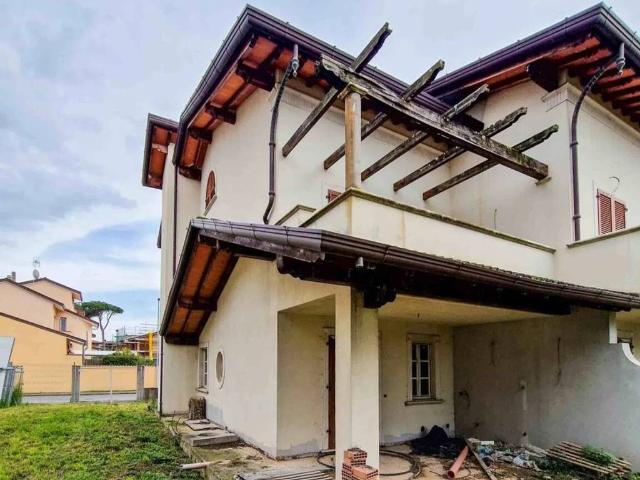 Appartamento in vendita a Seravezza, Toscana