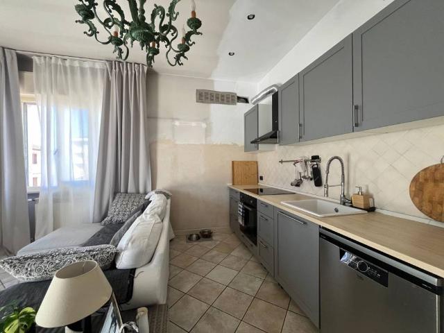 Appartamento in vendita a Vaiana, Forte Dei Marmi