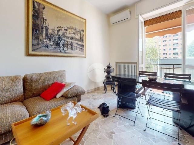 Appartamento in vendita a Seregno, Lombardia