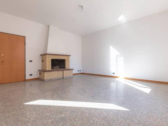 Appartamento in vendita a San Rocco, Seregno