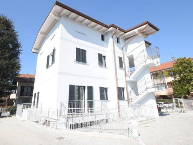 Appartamento in vendita a Lazzaretto, Seregno