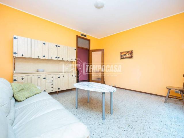 Appartamento in vendita a Paderno, Seriate