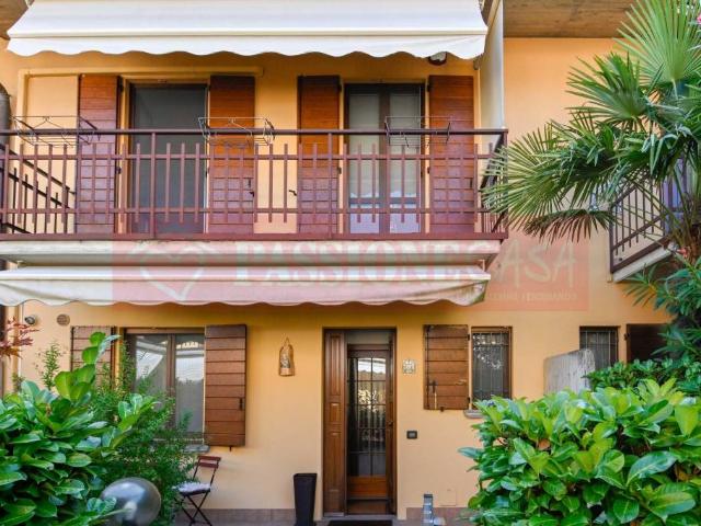 Villa Schiera in vendita a Paderno, Seriate