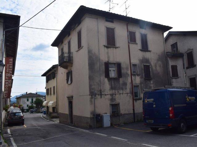 Appartamento in vendita a Comunità Montana della Valle Brembana, Serina
