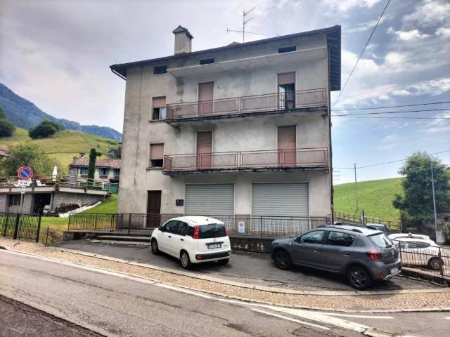 Appartamento in vendita a Comunità Montana della Valle Brembana, Serina