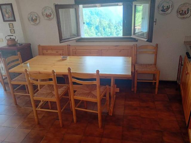 Appartamento in vendita a Comunità Montana della Valle Brembana, Serina