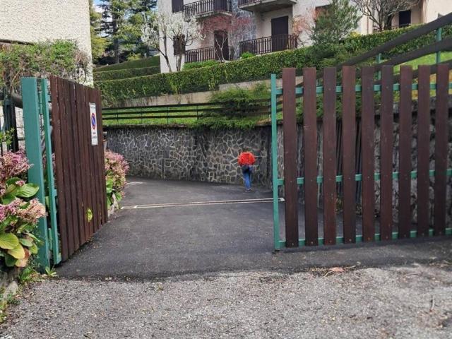 Appartamento in vendita a Comunità Montana della Valle Brembana, Serina