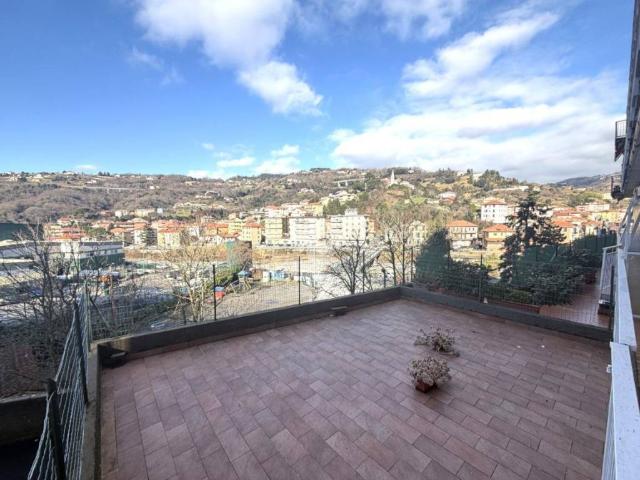 Appartamento in vendita a Serra Riccò, Liguria