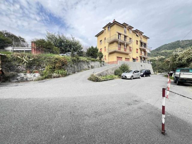 Appartamento in vendita a Serra Riccò, Liguria