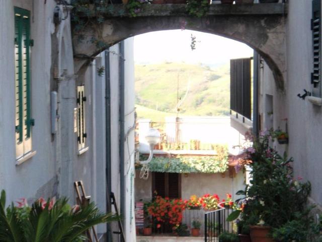 Appartamento in vendita a Serramonacesca, Abruzzo