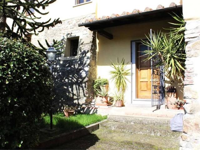 Rustico in vendita a Stazione Masotti, Serravalle Pistoiese