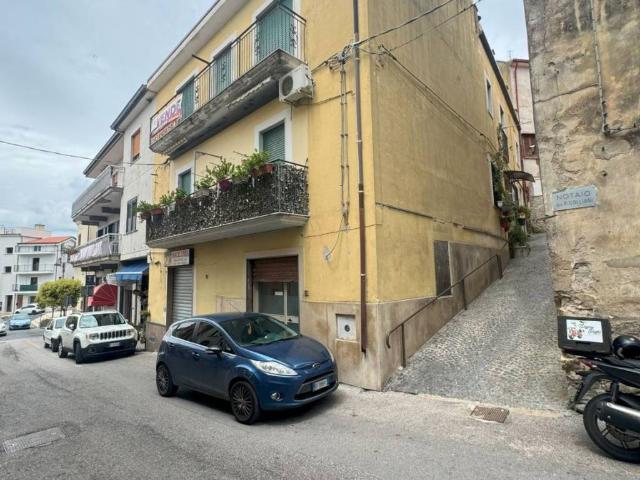 Appartamento in vendita a Serre, Salerno