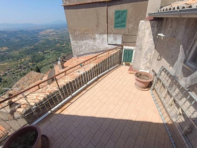 Appartamento in vendita a Serrone, Lazio
