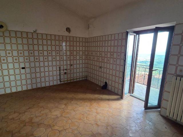 Appartamento in vendita a Serrone, Lazio