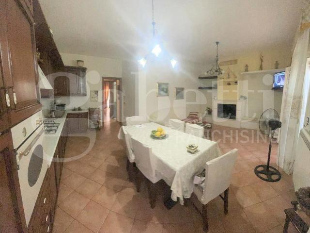 Appartamento in vendita a Avezzano-Sorbello, Sessa Aurunca
