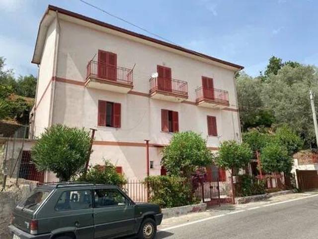 Appartamento in vendita a Sessa Aurunca, Campania