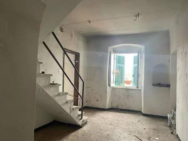 Appartamento in vendita a Godano, Sesta Godano