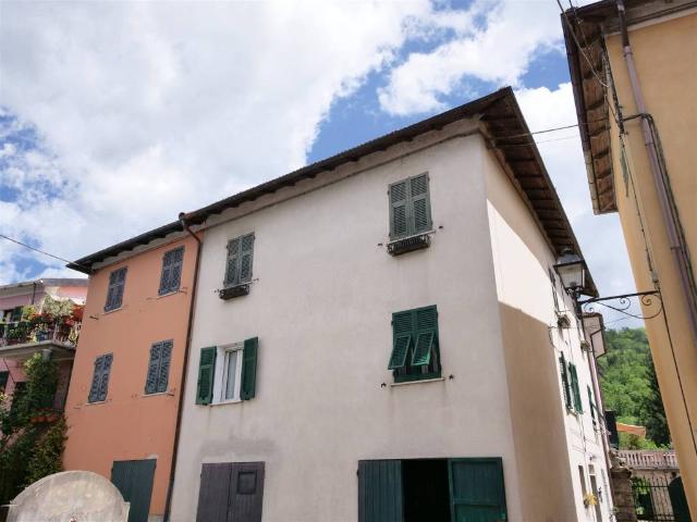 Appartamento in vendita a Sesta Godano, Liguria