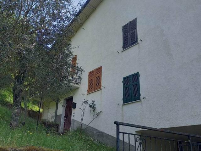 Appartamento in vendita a Sesta Godano, Liguria